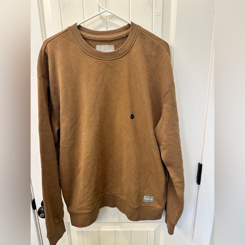 NWT Hollister Relaxed Fit Crewneck Pullover Sweatshirt Brown Tan Size L